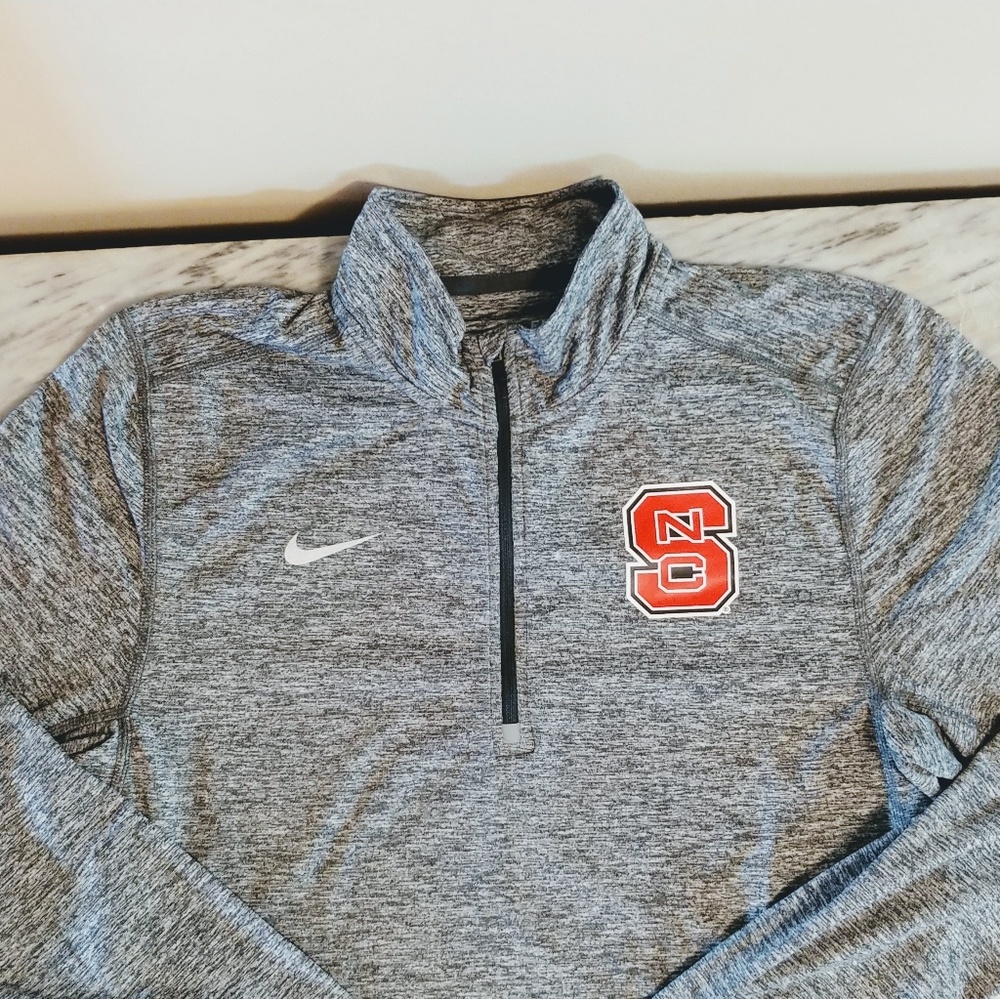 Nike Dri Fit Quarter Zip Longsleeve